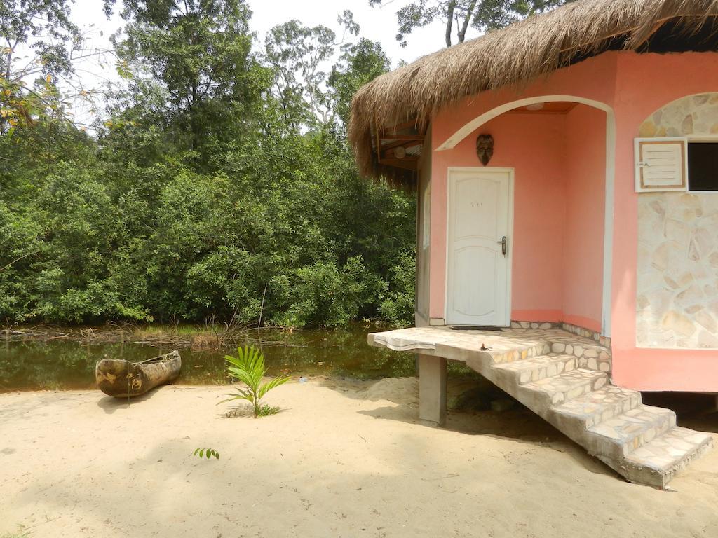 Hotel Tara Plage Kribi Kültér fotó
